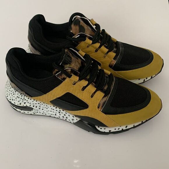 Steve Madden Barra Wedge Sneackers Size 8,5 - Picture 1 of 9